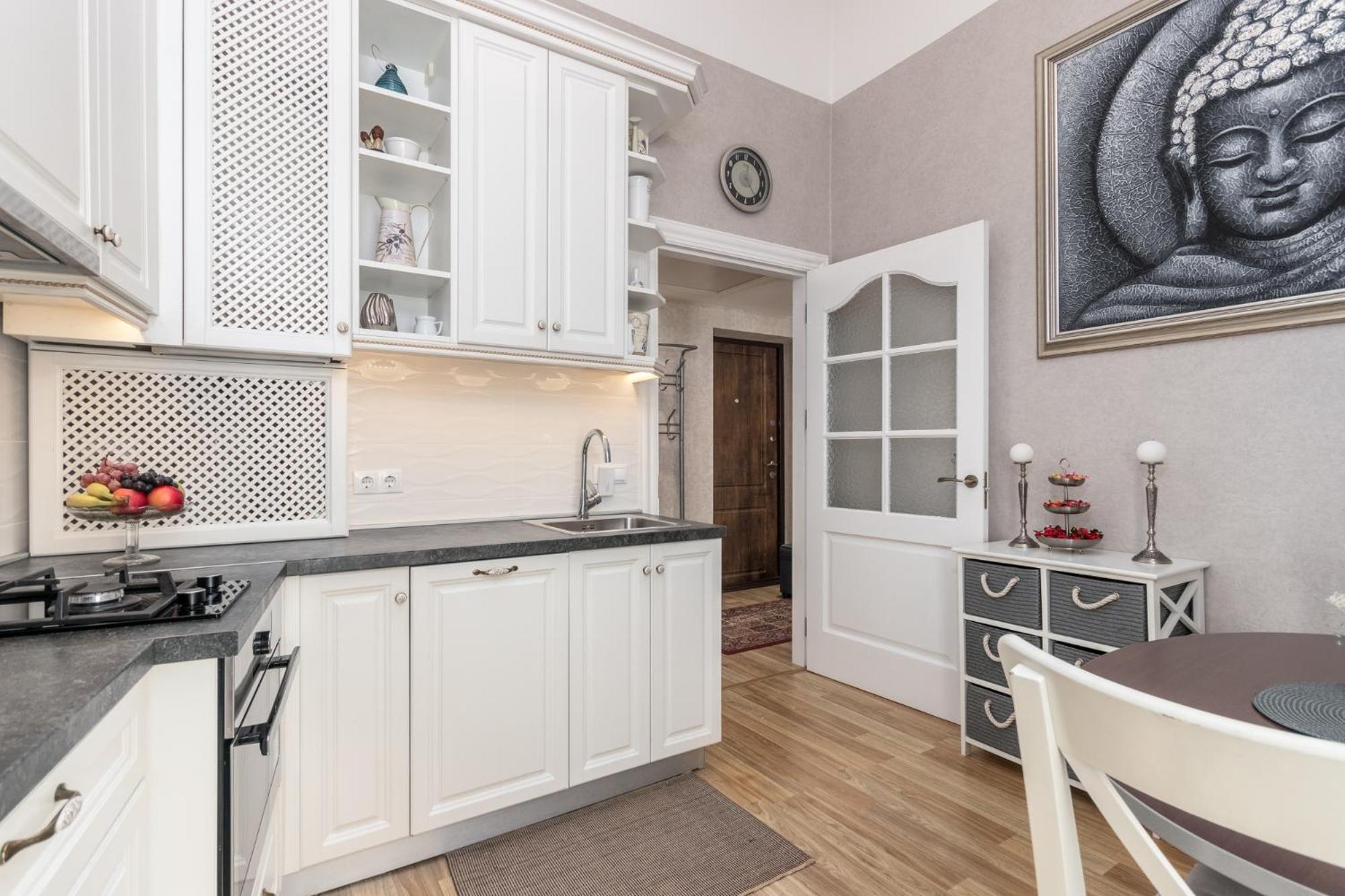 Elegant Apartment In Historical Centre & Free Locked Parking 리가 외부 사진