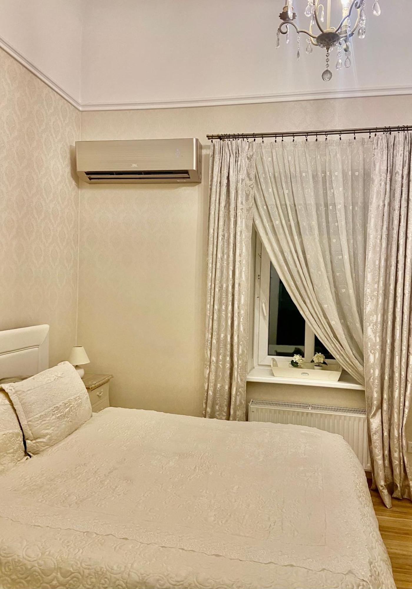 Elegant Apartment In Historical Centre & Free Locked Parking 리가 외부 사진