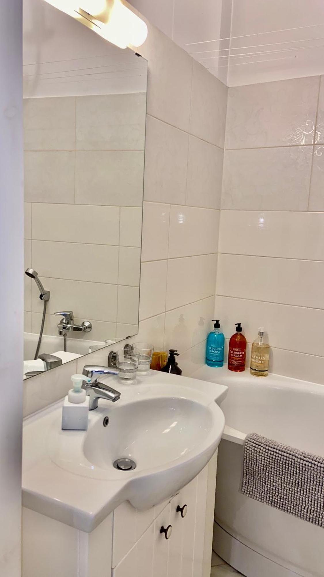 Elegant Apartment In Historical Centre & Free Locked Parking 리가 외부 사진